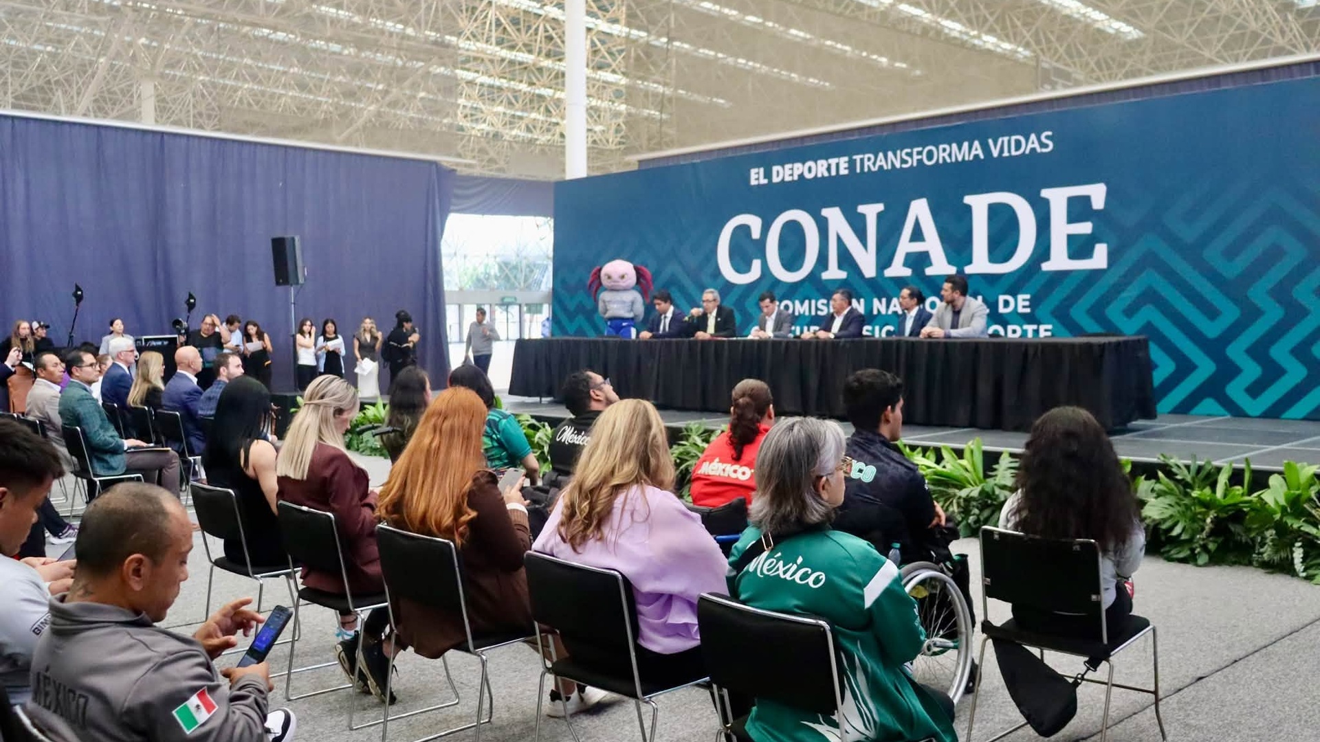 Presentación oficial del Mundial U15 de Béisbol, torneo internacional que reúne a selecciones juveniles en Cancún.