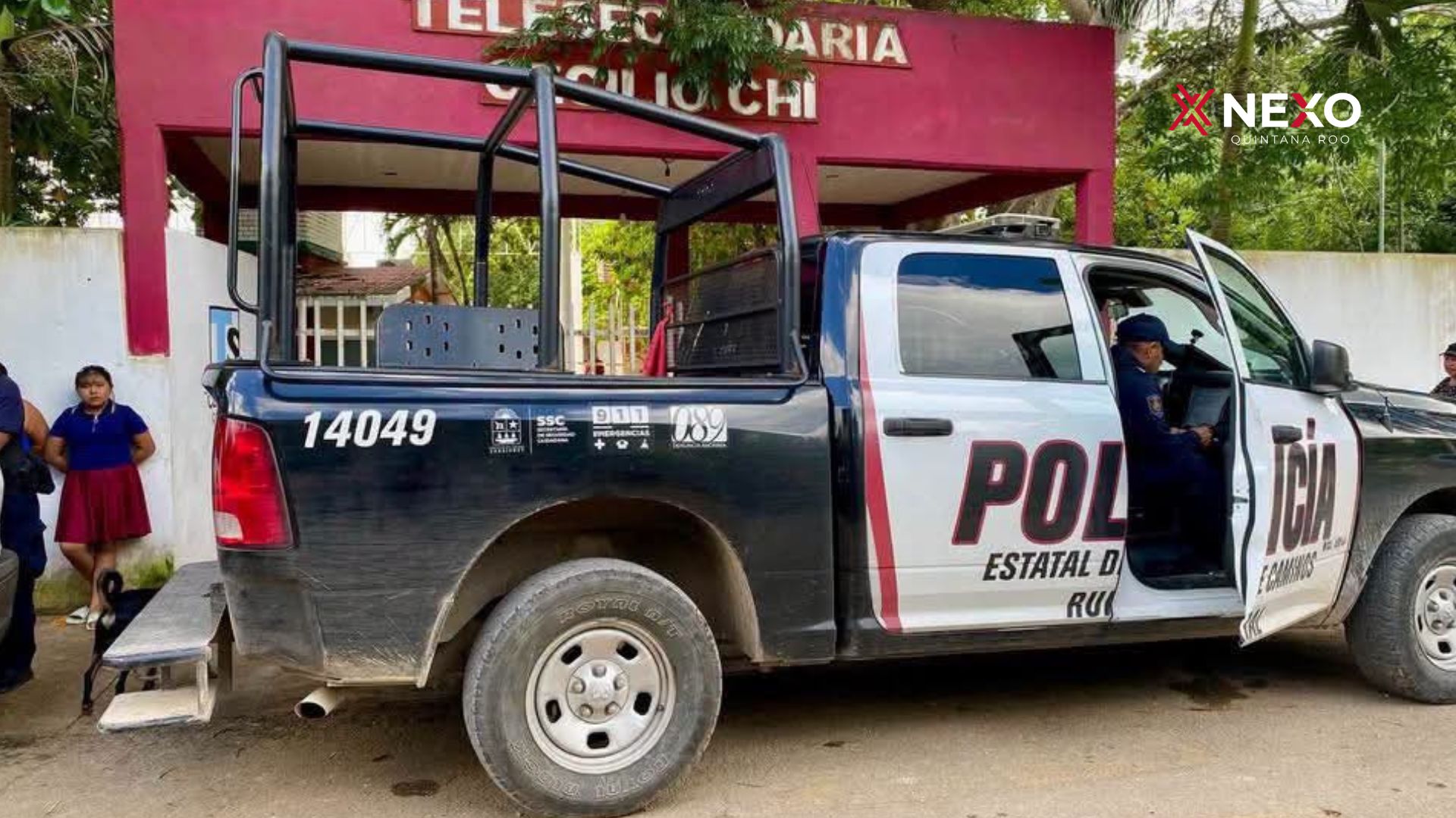 Autoridades acudieron a la comunidad de Tepich tras reportarse el fallecimiento del director de la telesecundaria Cecilio Chi, de 67 años.